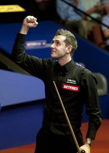 每体：法耶和巴萨队友告别，今天将启程前往法国并加盟雷恩