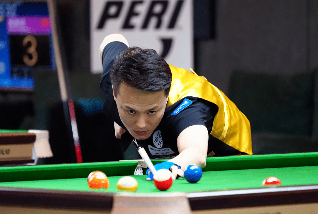 果岭出现积 果岭出现积